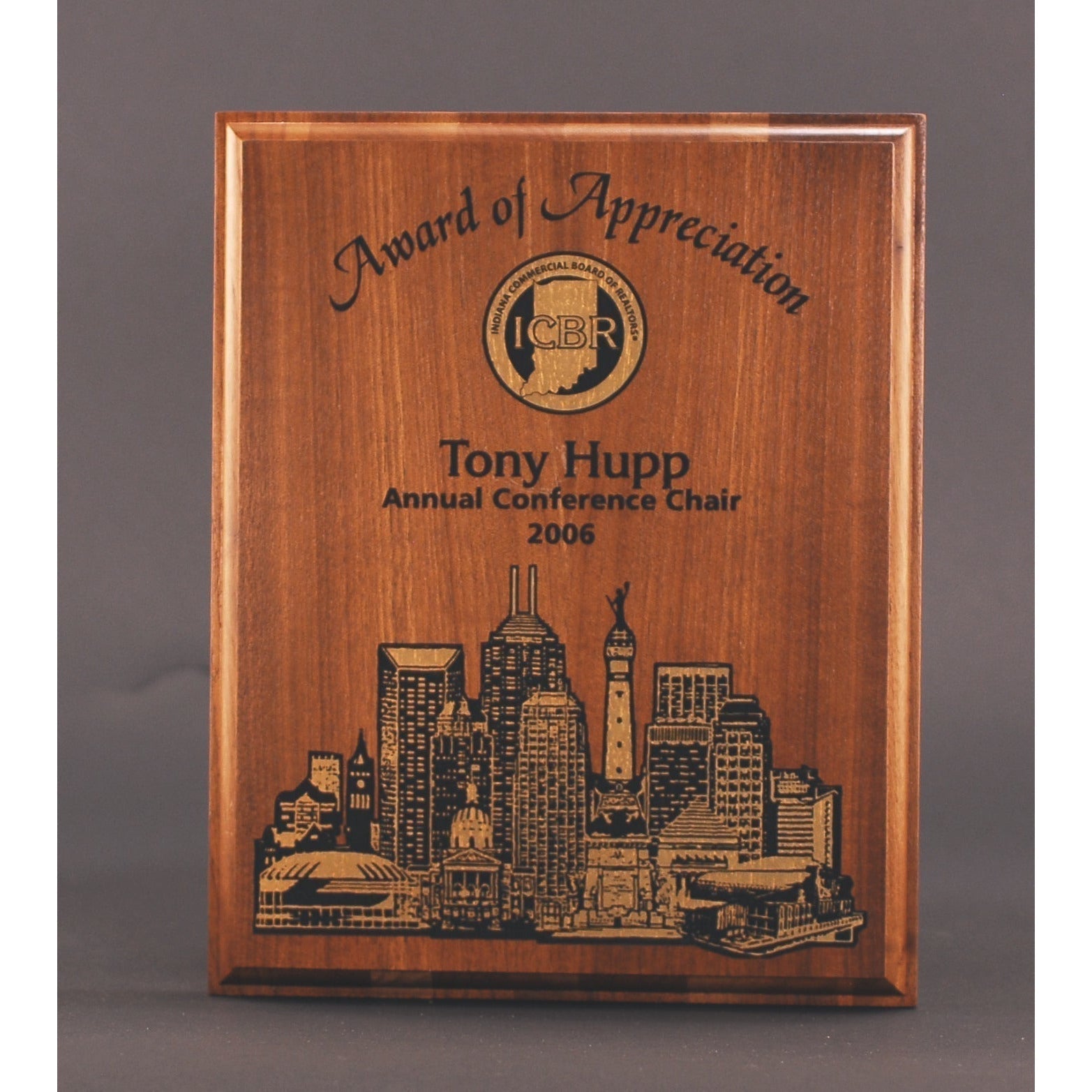 Executive Walnut Plaque | Global Recognition Inc