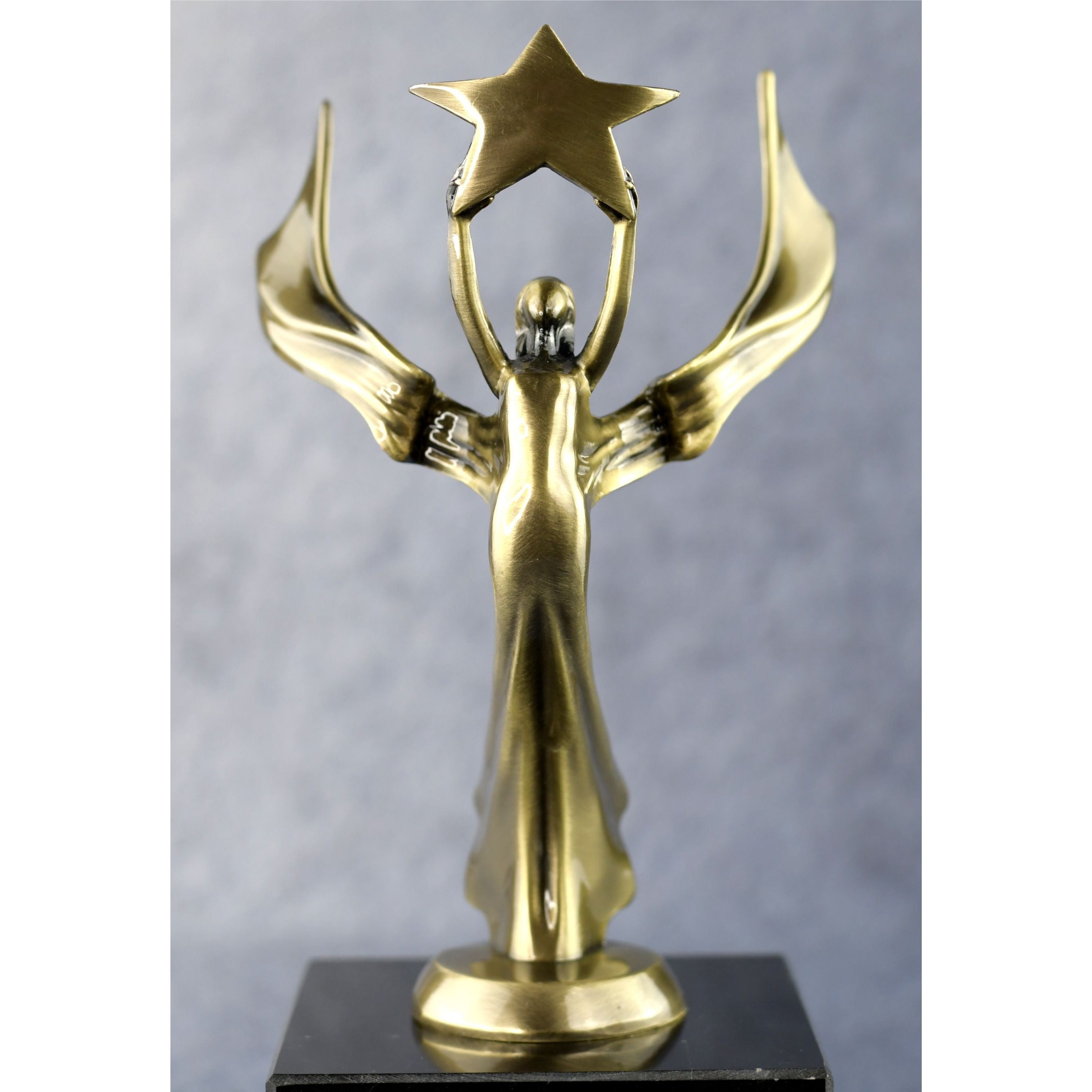 Star Performer Victory Figure | Global Recognition Inc