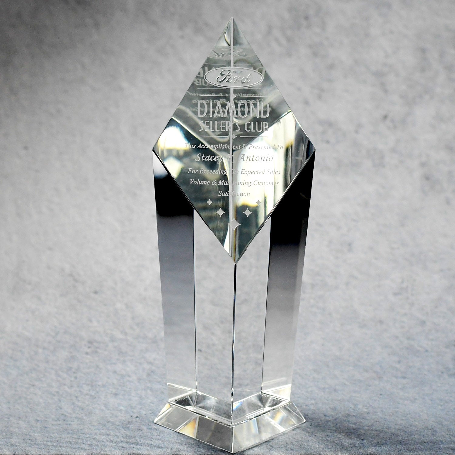 Diamond Crystal Tower | Global Recognition Inc