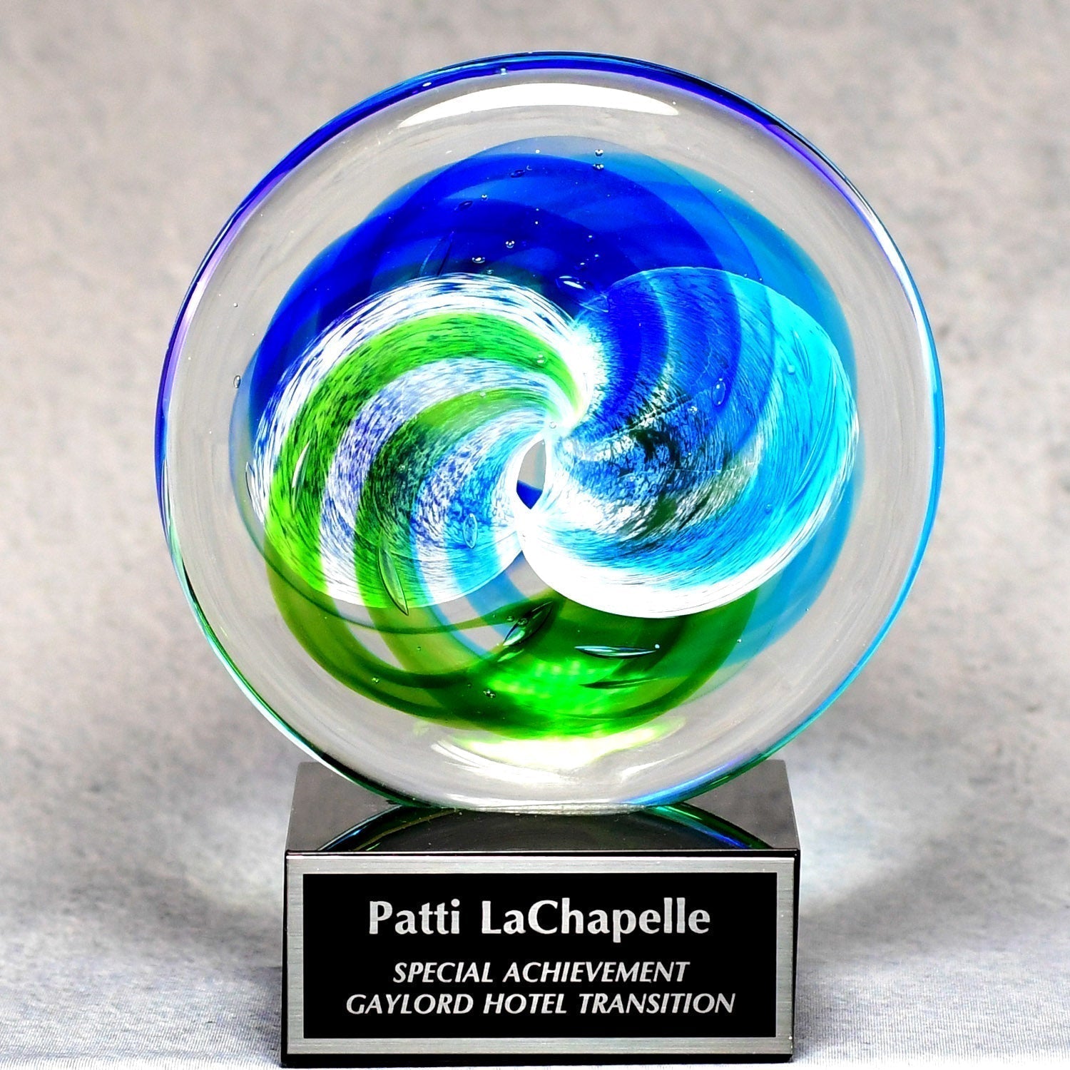 Circle Art Glass On Black Glass Base | Global Recognition Inc
