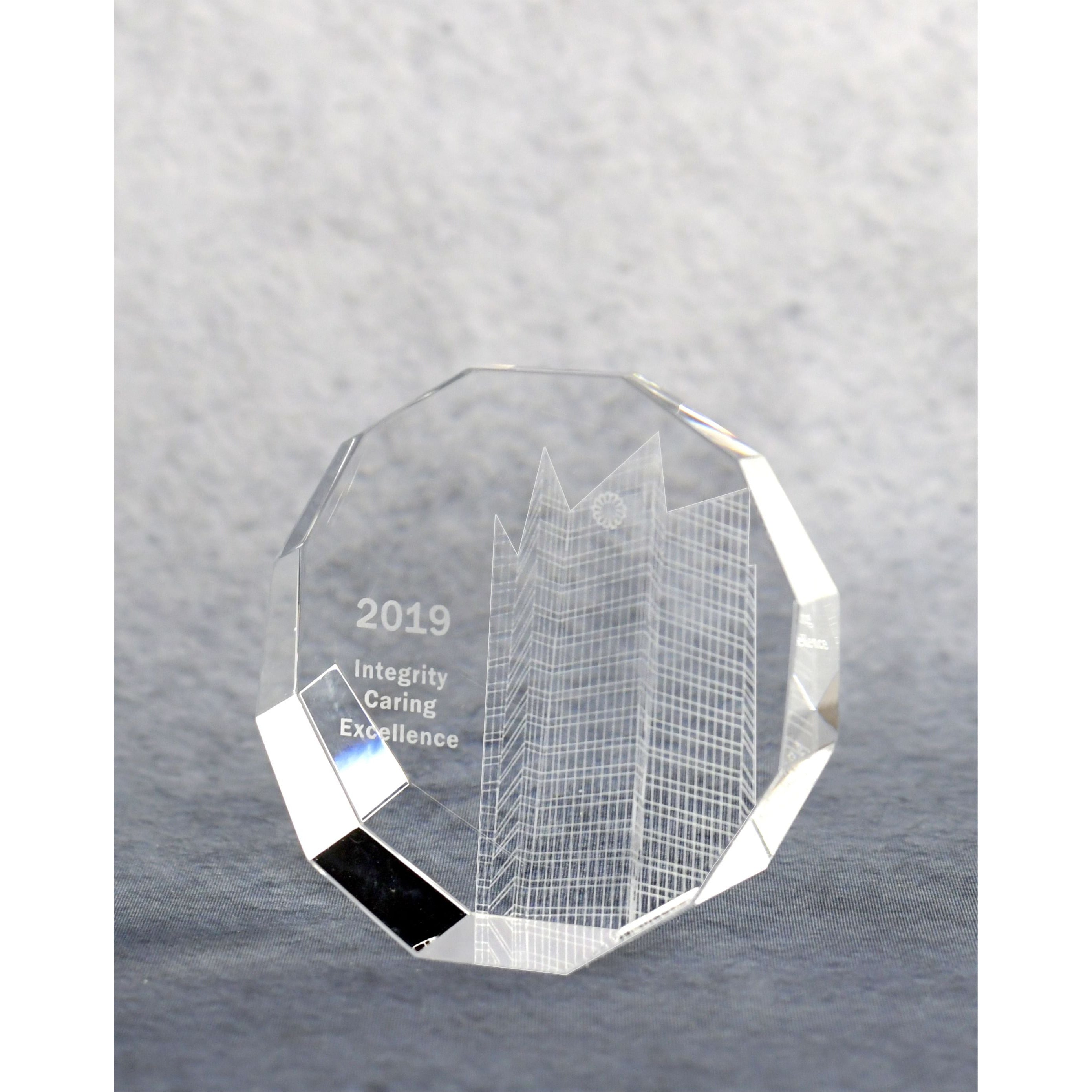 Multi-Faceted Crystal Paperweight | Global Recognition Inc