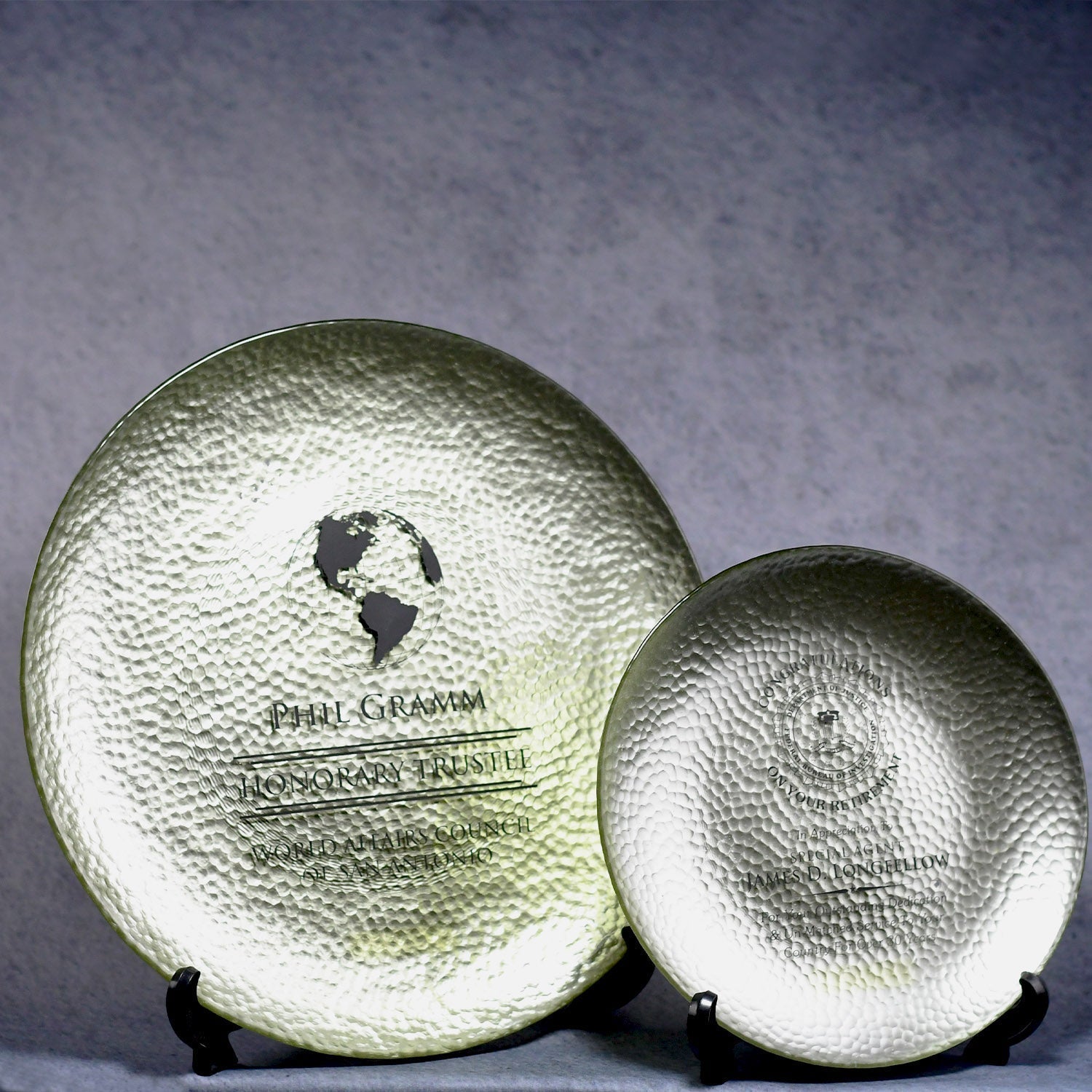 Gold Art Glass Plate | Global Recognition Inc