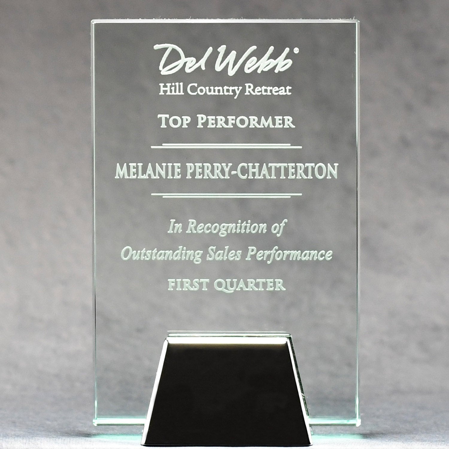 Jade Glass Plaque With Chrome Stand | Global Recognition Inc